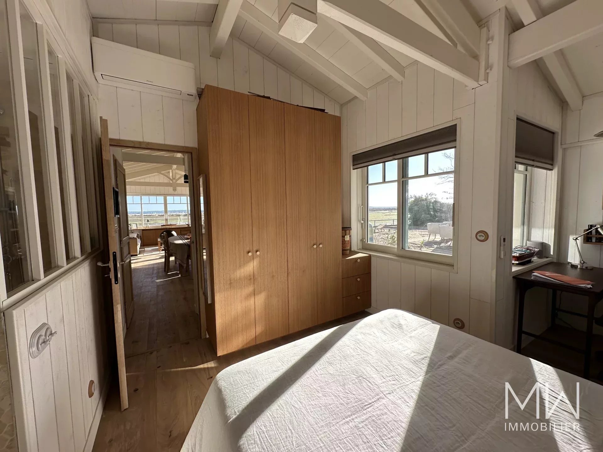 WOODEN VILLA FACING THE BASSIN – CAP FERRET – SLEEPS 6