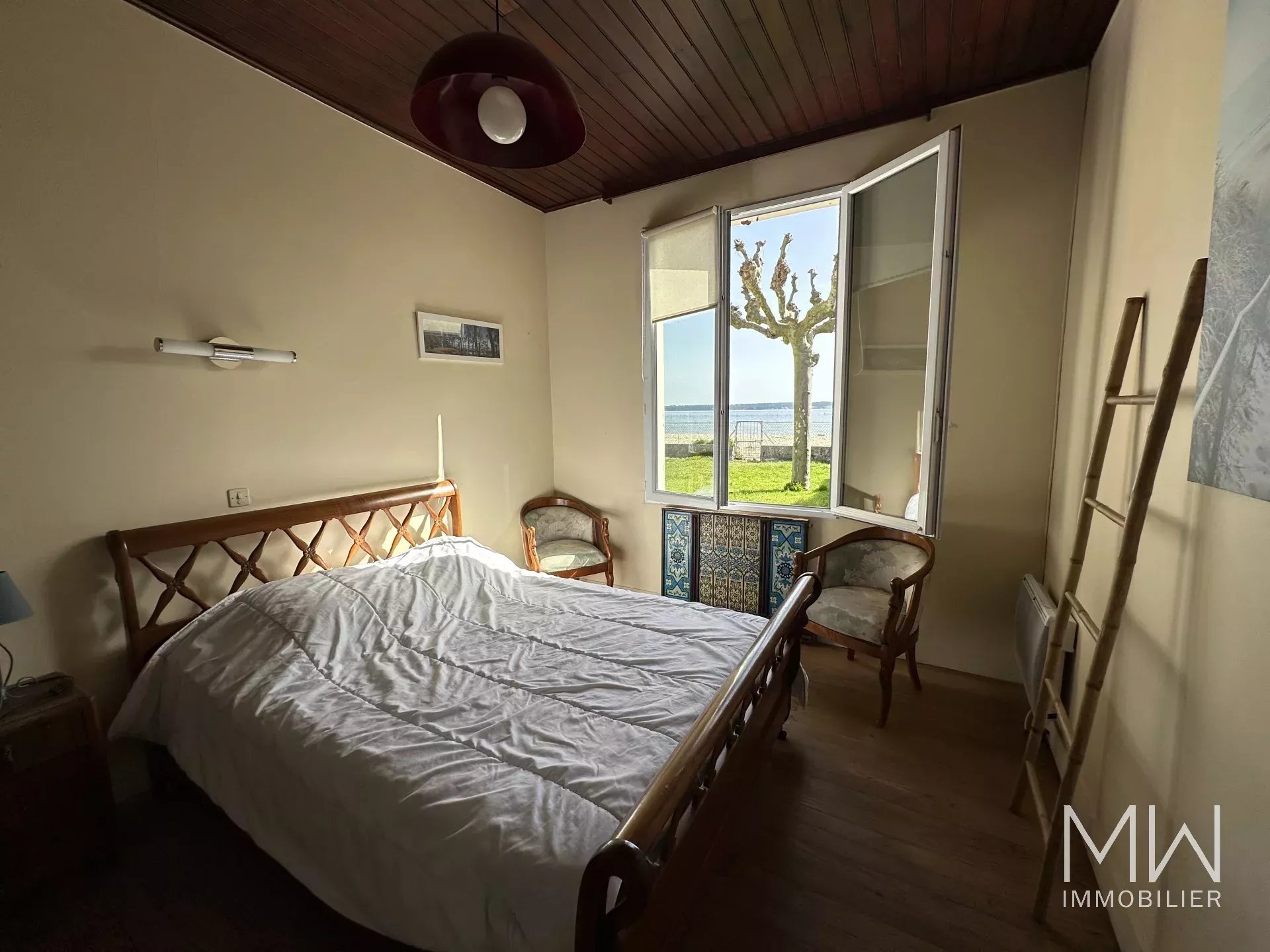 VILLA 1ERE LIGNE – CAP FERRET – 8 COUCHAGES