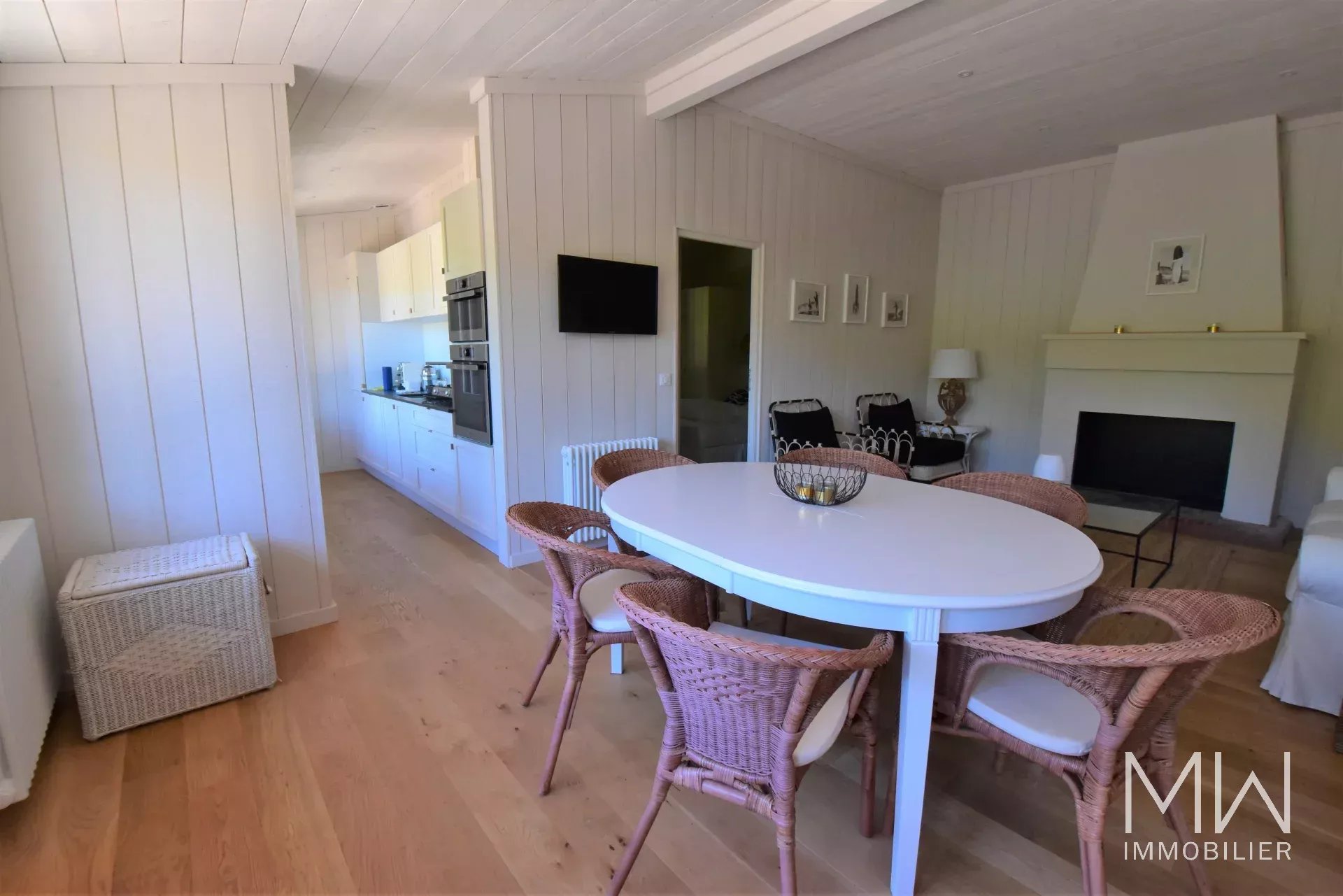 CHARMANTE VILLA BOIS AU COEUR DU CAP FERRET – 6 COUCHAGES