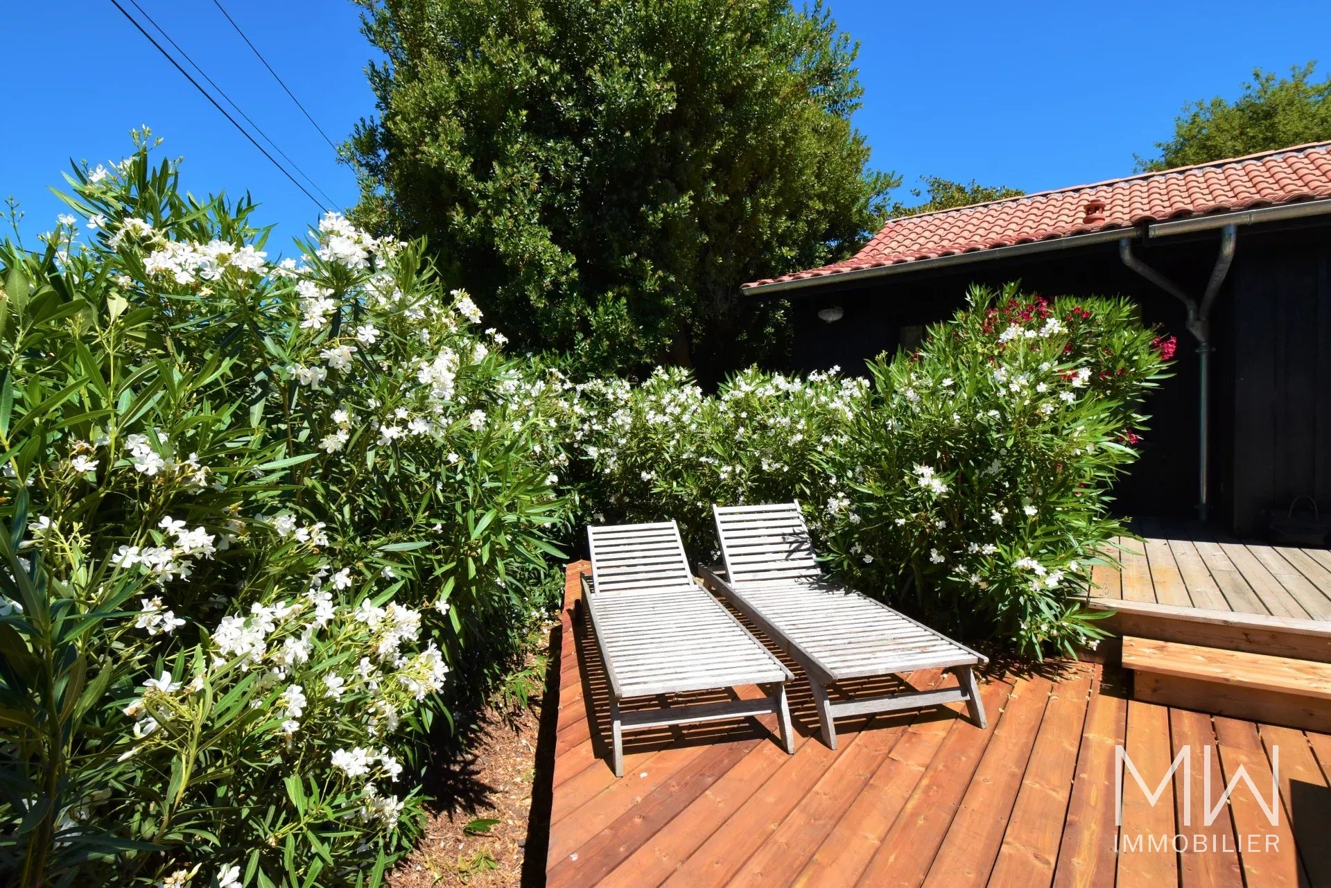 CHARMANTE VILLA BOIS AU COEUR DU CAP FERRET – 6 COUCHAGES